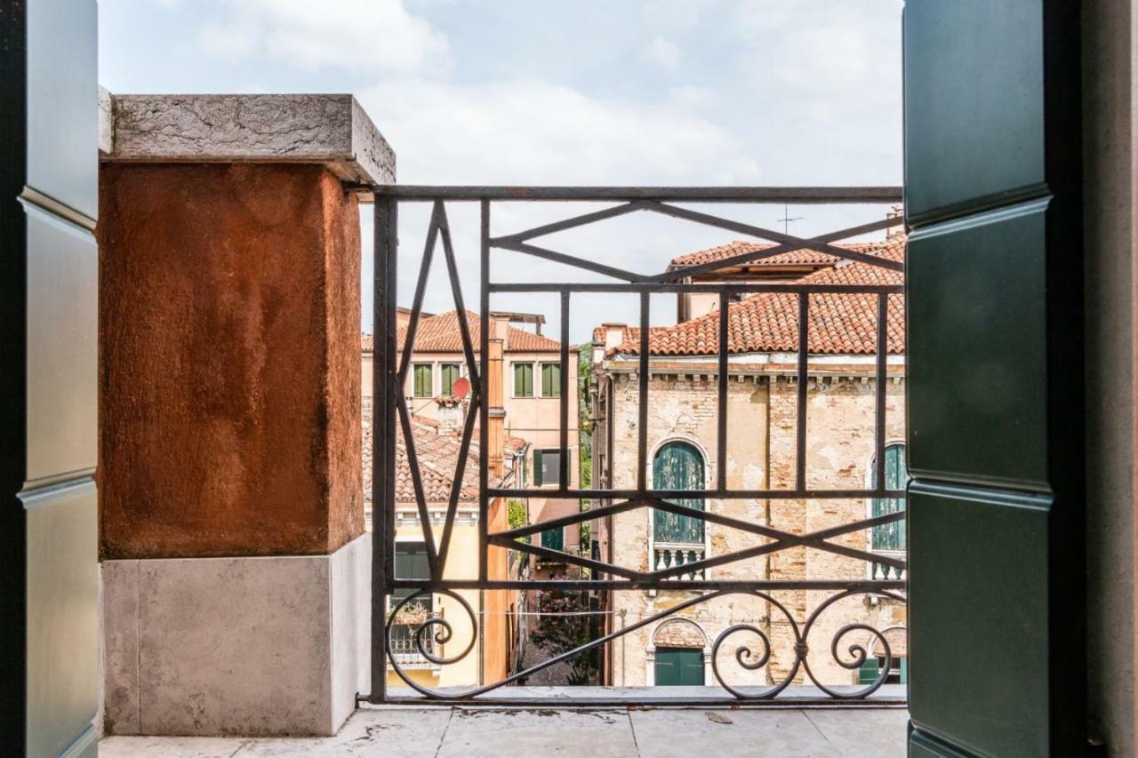 Carmini Canal View And Balcony With Lift Venice Ngoại thất bức ảnh