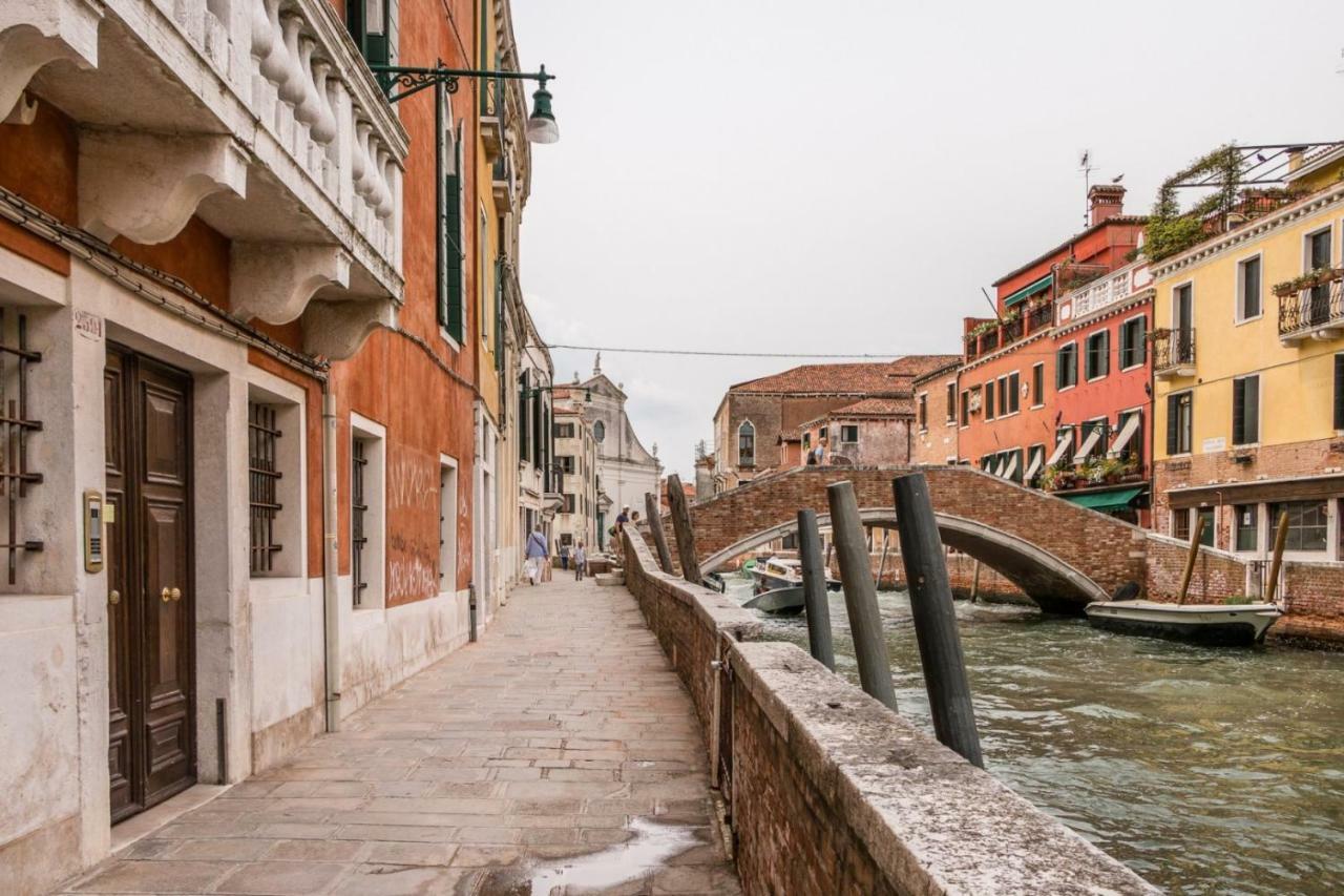 Carmini Canal View And Balcony With Lift Venice Ngoại thất bức ảnh