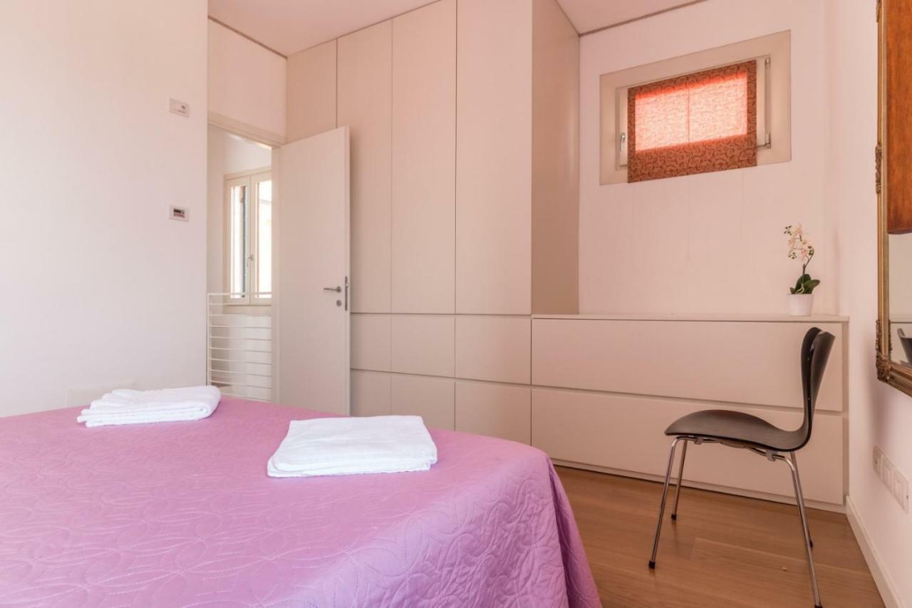 Carmini Canal View And Balcony With Lift Venice Ngoại thất bức ảnh